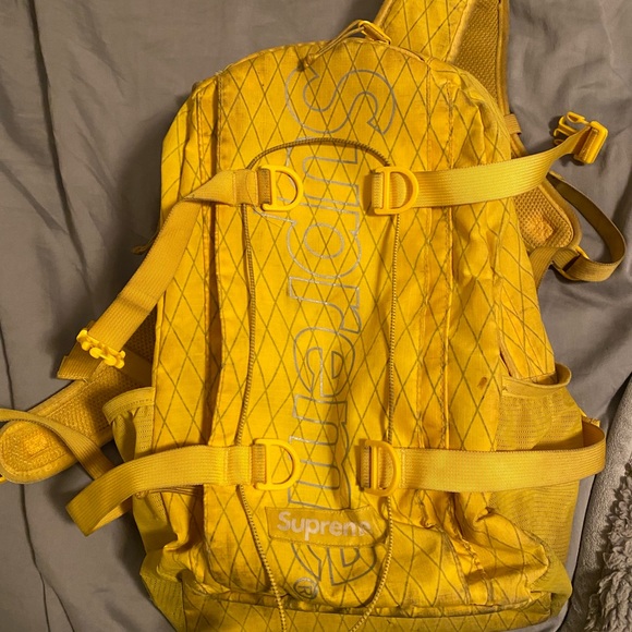 Limited edition supreme drop fall week 18 - Picture 2 of 2